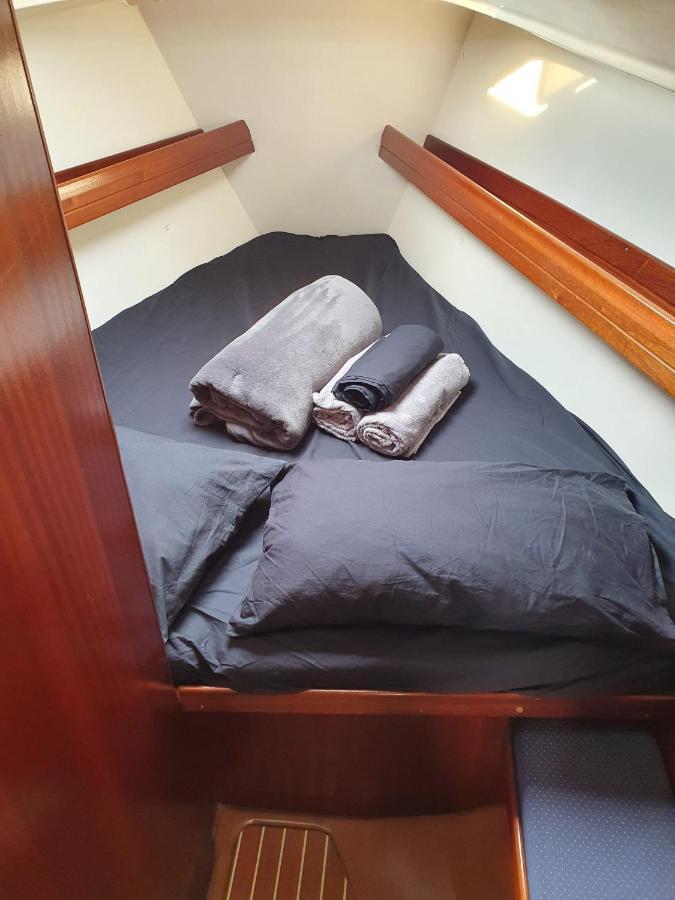Boat And Breakfast Hotel บารี ภายนอก รูปภาพ